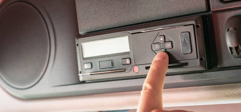 Tachograf- co to jest i jak działa?