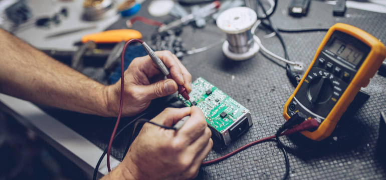 Czym jest nadzór inwestorski i kto powinien go ustanawiać?