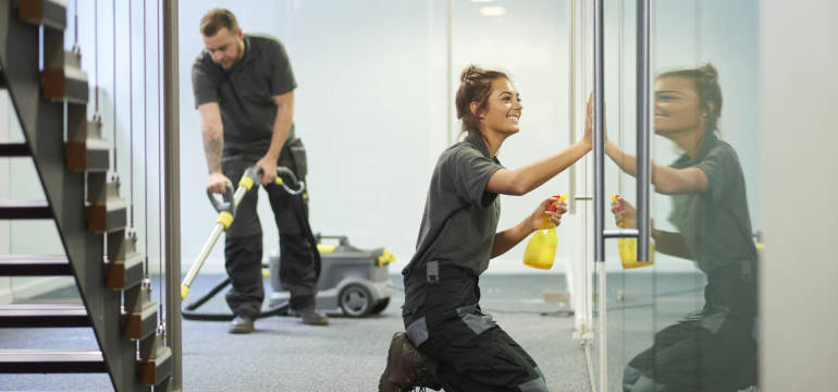 Wynajęcie usług firmy sprzątającej