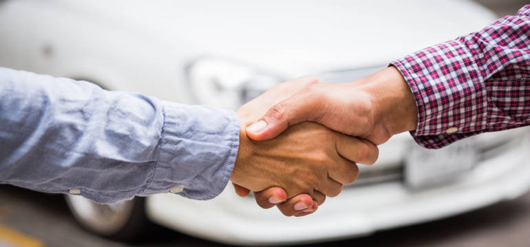 Sprzedaż używanych samochodów – co oferuje firma Quick?