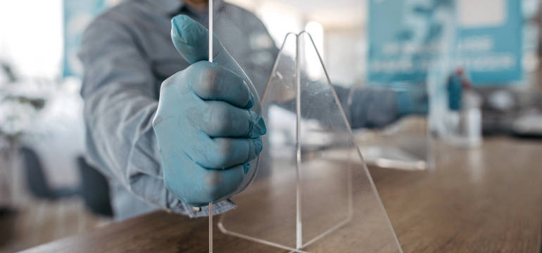 Akcesoria reklamowe z plexi od firmy April