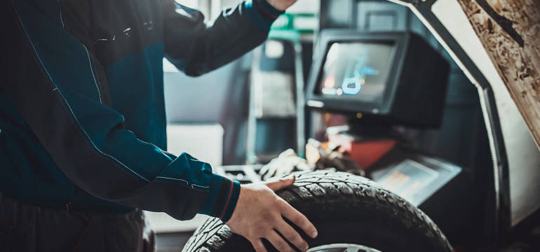 Komputerowe wyważanie kół i regeneracja felg w warsztacie AUTO-OPONY Jolanty Nowak