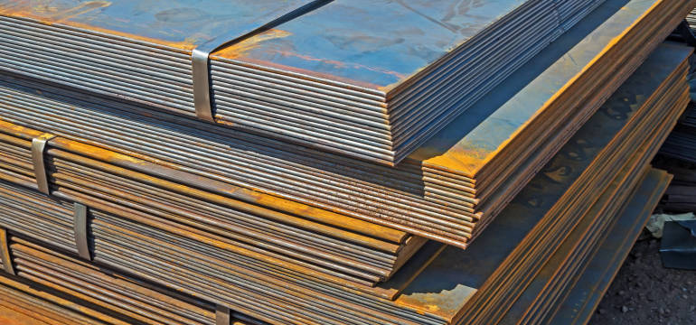 Czym wyróżnia się i jakie zastosowanie ma blacha gorącowalcowana?