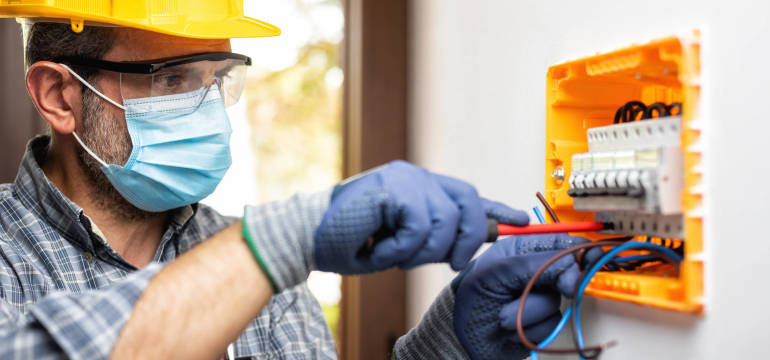 Dlaczego osprzęt elektroinstalacyjny warto wybrać w Grupa Grupa EL4.pl?