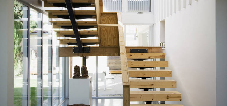 Poznaj potencjał płyty klejonej, którą kupisz w firmie Sowood