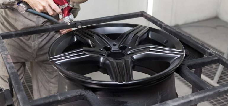 Szybka i tania renowacja felg w warsztacie HOB&WHEELS