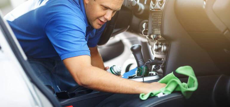  CleanZone: Porady, dotyczące czyszczenia tapicerki skórzanej