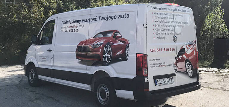 Jeden z najlepszych i skutecznych sposobów na reklamę – oklejanie samochodów w ofercie agencji reklamowej Partner! 