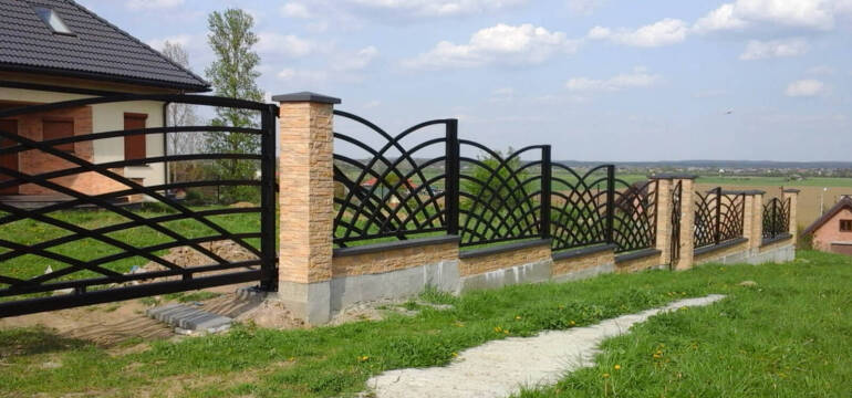 Jakie prefabrykaty betonowe produkuje firma Stal-Bud Grzegorza Skwary?