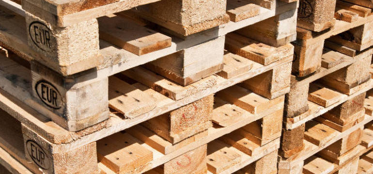 Rodzaje i zastosowanie palet oferowanych przez firmę DREWIT
