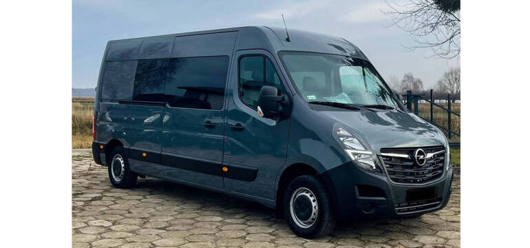 Autobus vs bus – czym wyjeżdżać do Niemiec? RafTravel Rafał Świętoniowski