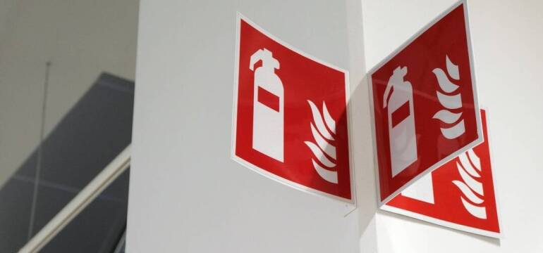  Jakie usługi oferuje firma Milos w ramach szkoleń PPOŻ. pracowników?