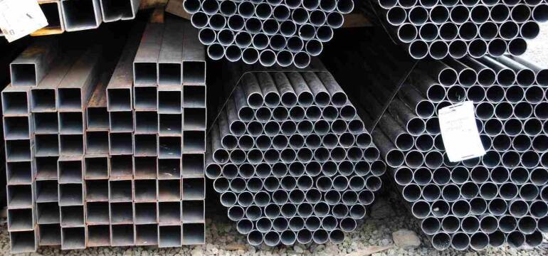 Jakie wyroby stalowe oferuje firma Tom-Stal?