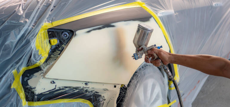 Lakierowanie samochodu po kolizji i wypadku w ofercie firmy Blacharstwo Samochodowe Adriana Bieszke