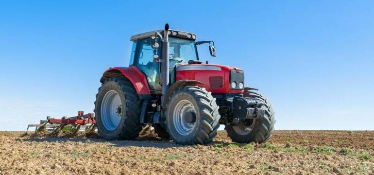 Przeglądy rejestracyjne ciągników rolniczych - skorzystaj z oferty Stacji Kontroli Pojazdów Bat-Leb!