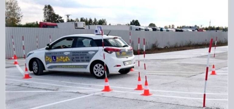 Jak wybrać idealną szkołę nauki jazdy - poznaj ofertę OSK Polonez