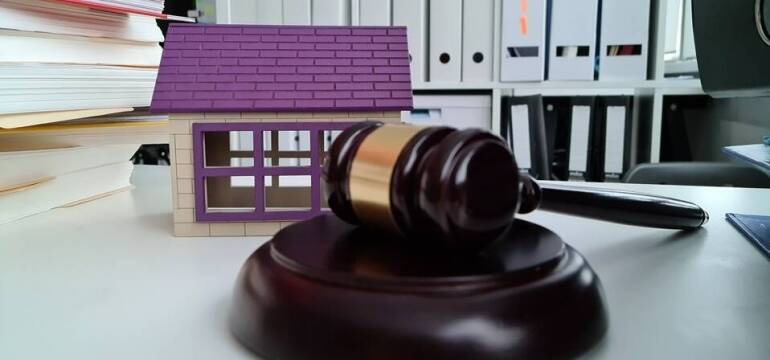 Eksmisja niechcianego lokatora - co na ten temat mówi polskie prawo? Kancelaria adwokacka Grzegorz Kiryczuk