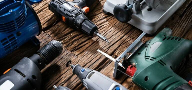 Bezpieczeństwo i higiena pracy w trakcie używania elektronarzędzi - poradnik Serwisu Elektronarzędzi Eltech
