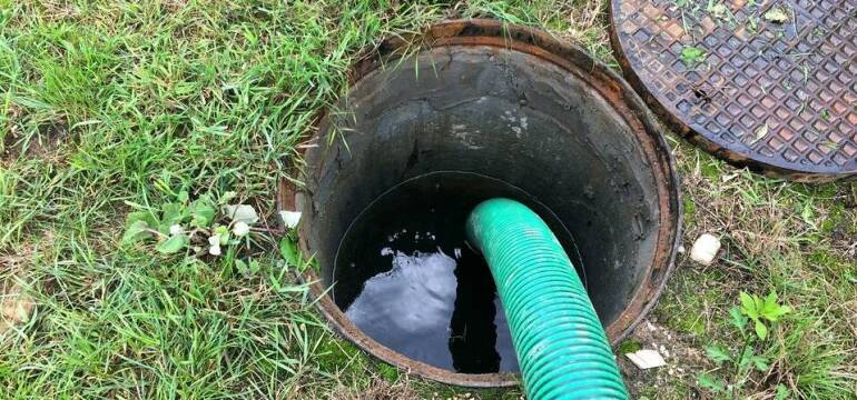 Szambo czy przydomowa oczyszczalnia ścieków - poradnik z firmy Maxpol