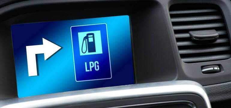 Agrotrak: Jakie są zalety instalacji LPG i CNG w samochodach osobowych i dostawczych?