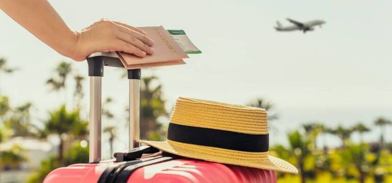 Wybierasz się na wakacje za granicę? Skorzystaj z ubezpieczenia turystycznego w ofercie Ams24 Centrum Ubezpieczeń I Odszkodowań