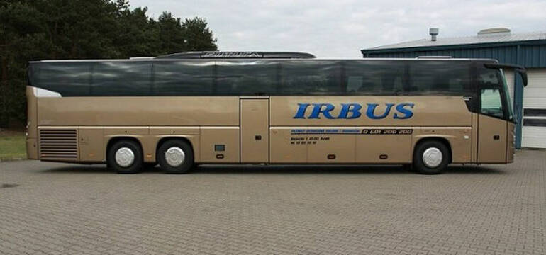 Korzyści z wynajmu autokarów na imprezy integracyjne i firmowe - Przewozy Autobusowe IRBUS