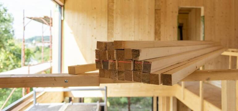 Kantówka - właściwości i zastosowanie | Skład drewna Tarnobrzeg