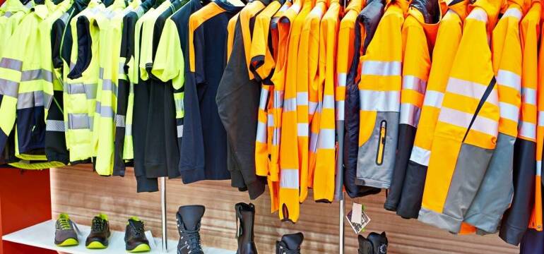 Odzież robocza i obuwie - klucz do bezpieczeństwa w pracy
