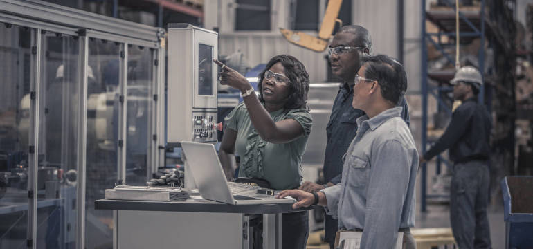 Kiedy przeprowadza się instruktaż stanowiskowy w zakładzie pracy?