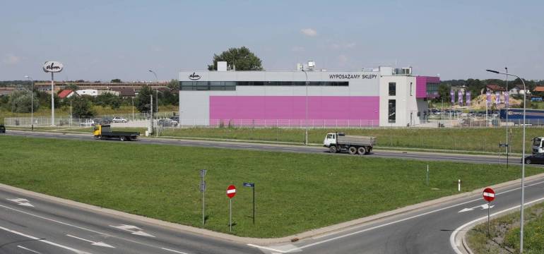 ABM SA - firma dostarczająca wyposażenie sklepów dla każdej branży