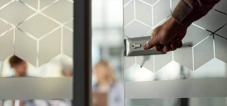 Zalety systemu master key w biurze