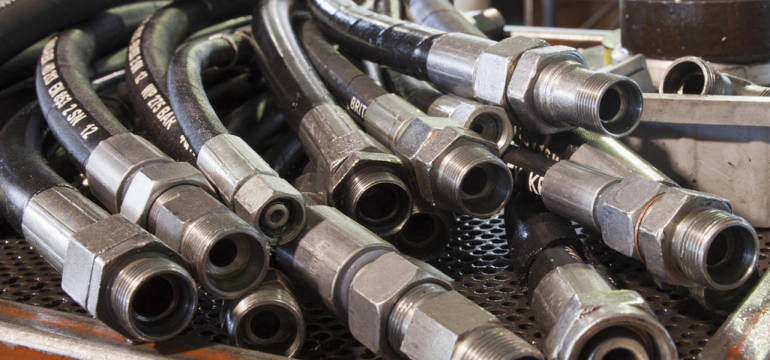 Gdzie stosuje się węże i przewody hydrauliczne?