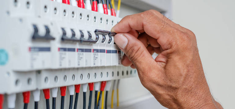 Rodzaje obudów modułowych - sprawdź ofertę firmy ELEKTROSTAN
