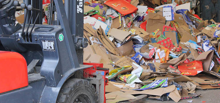 Dlaczego warto oddawać makulaturę do recyklingu?