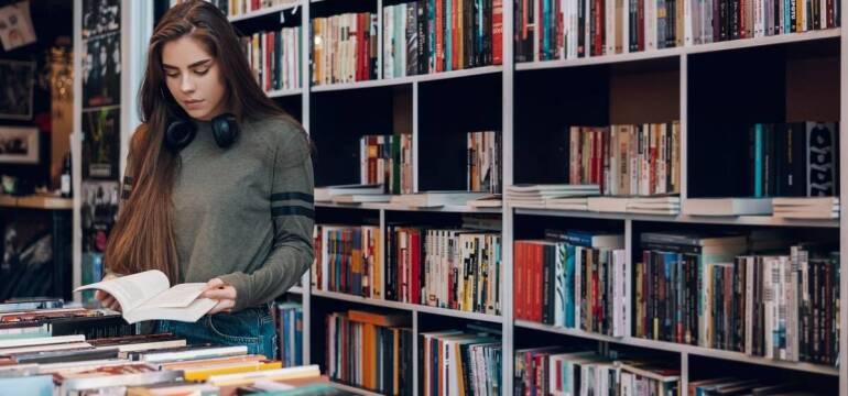 Redakcja beletrystyki – klucz do sukcesu literackiego