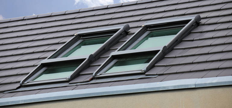 Płaska dachówka ceramiczna – idealny sposób na nowoczesny dach?