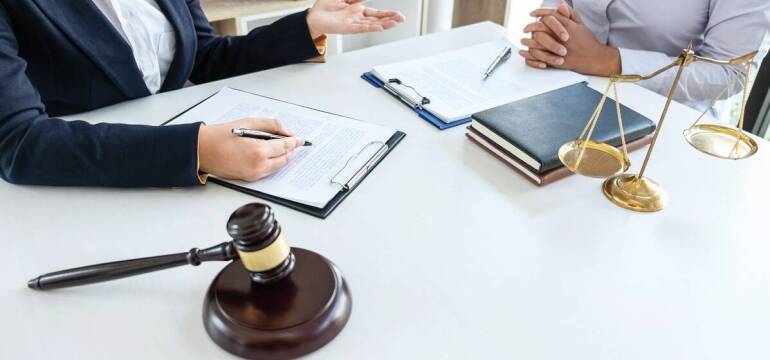 Mobbing w pracy – jak się bronić i gdzie szukać pomocy?