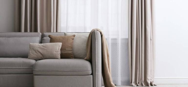 Wybór karniszy do dekoracji okien – Emily Pracownia Krawiecka