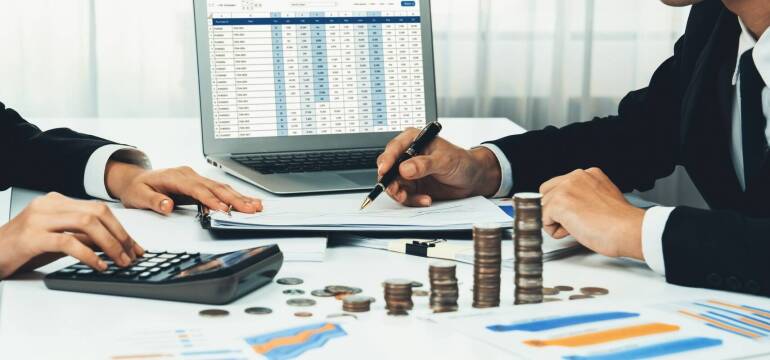 Zarządzanie finansami z enova365 – Miho Systemy Informatyczne