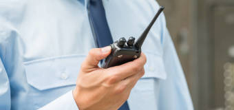 O czym powinniśmy pamiętać, wynajmując firmę ochroniarską?