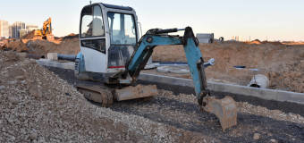 Woda w wykopie i inne zagrożenia – jak sobie z nimi radzić?