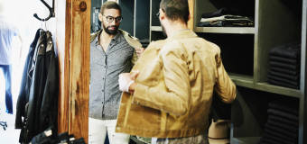 Jaką koszulę wybrać – lnianą czy klasyczną bawełnianą?