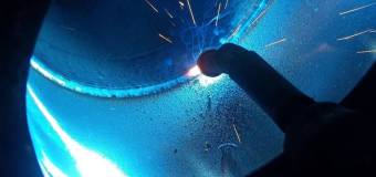 Na czym polega proces napawania maszyn i ich podzespołów?