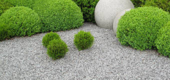 Jak wykonać efektowny żwirowy podjazd oraz ścieżki na terenie posesji?