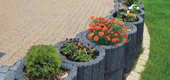 Jak wykorzystać w ogrodzie tanie i piękne gazony z oferty firmy L-BRUK?