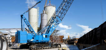 Wynajem żurawi terenowych i gąsienicowych w firmie Dźwig-Mar