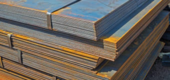 Czym wyróżnia się i jakie zastosowanie ma blacha gorącowalcowana?