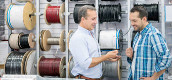 Co można znaleźć w hurtowni elektrycznej? - Firma Elta PHU