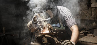 Jak wykonywana jest obróbka skrawaniem metali?