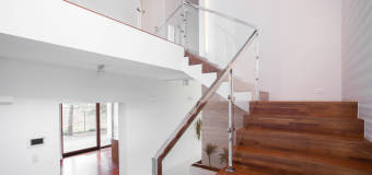 Jaką balustradę na schody wybrać? Radzi ekspert z firmy OSLA